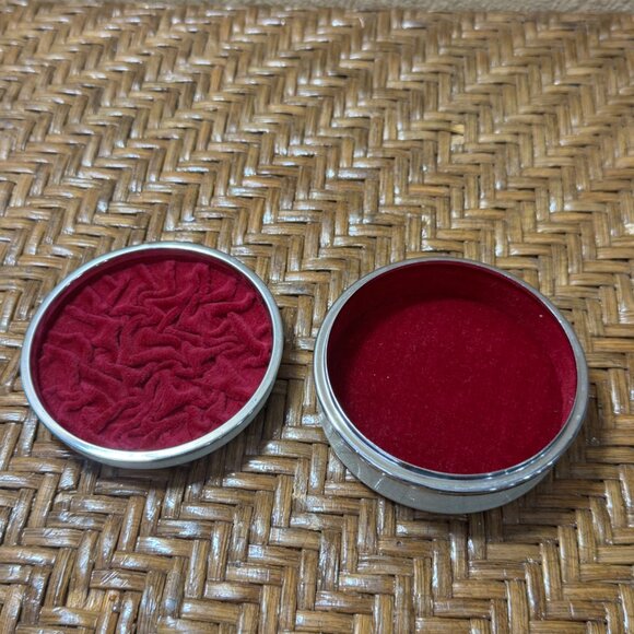 Decorative Floral Trinket Box With Velvet Lining - Picture 5 of 8